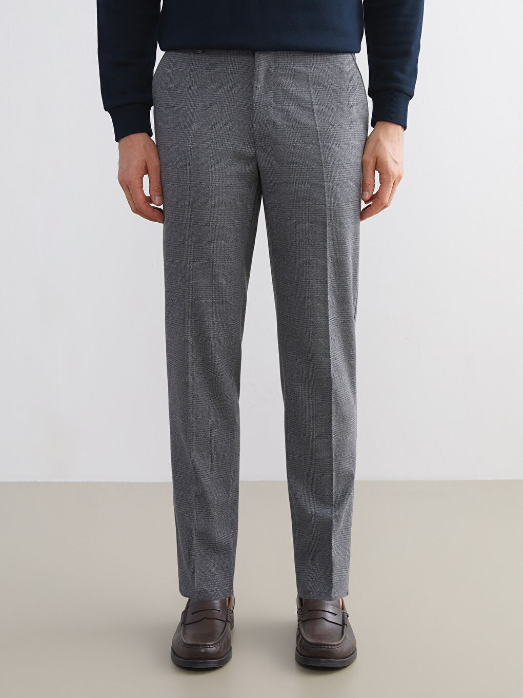 Gri Standart Kalıp Ekose Erkek Pantolon-1