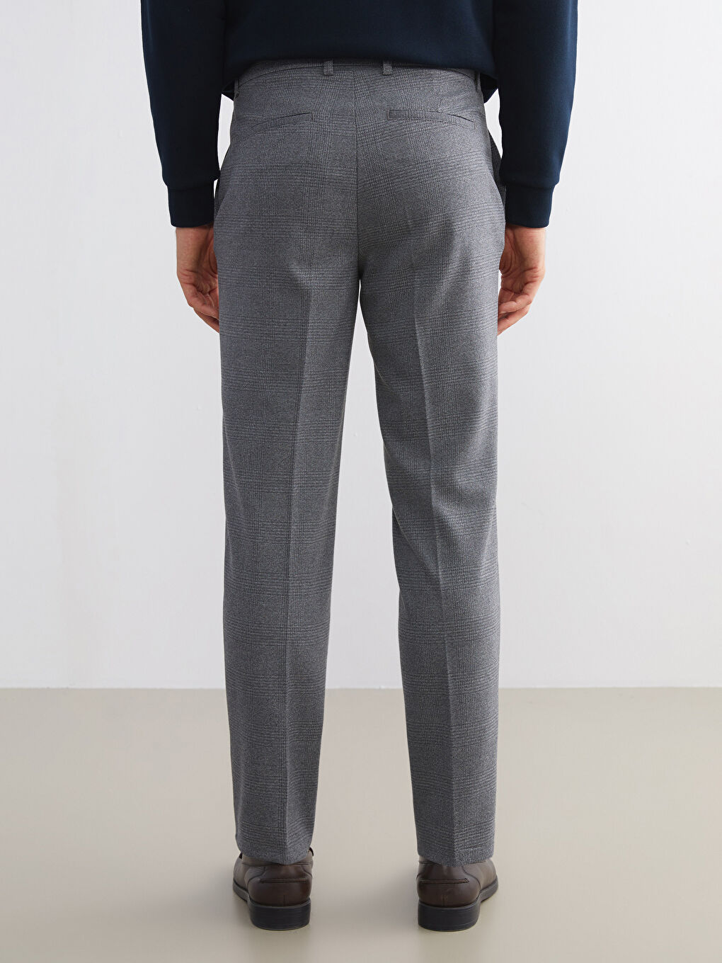 Gri Standart Kalıp Ekose Erkek Pantolon-3