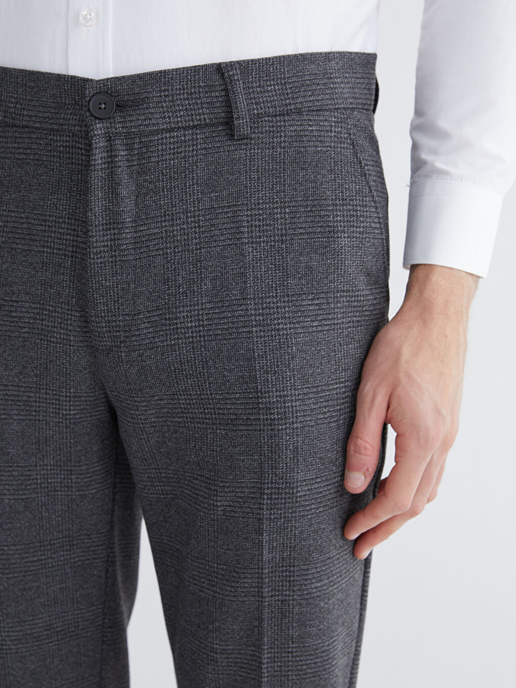 Standard Pattern Plaid Men's Trousers-2