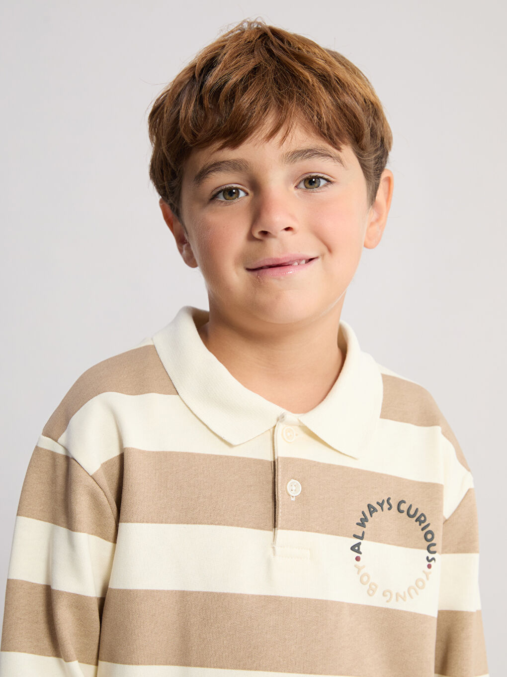 Bej Polo Yaka Erkek Çocuk Sweatshirt