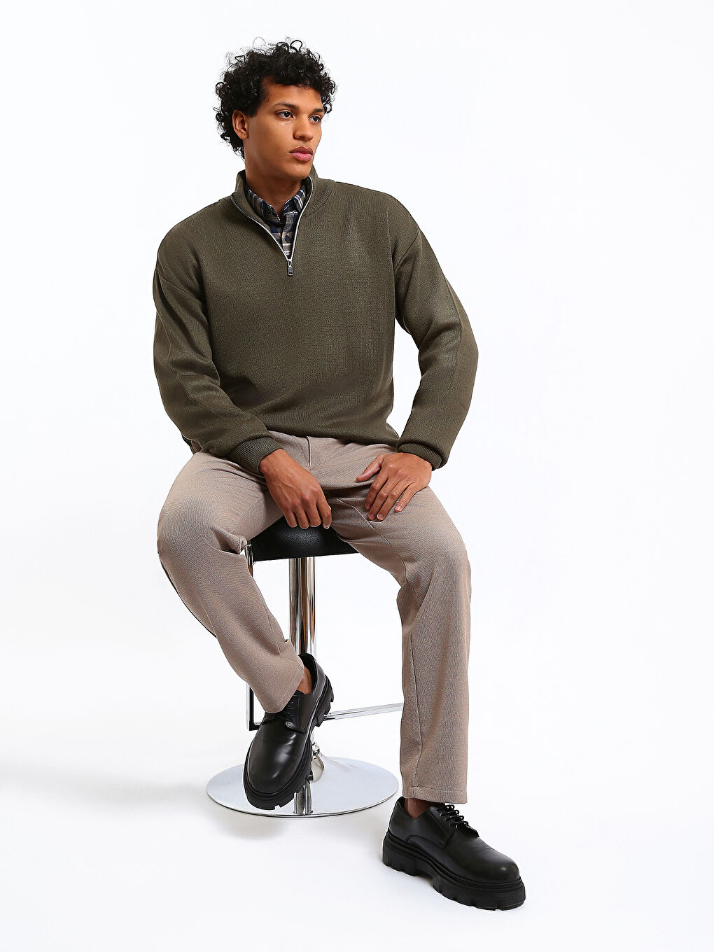 Zippered Funnel Neck Men's Knit Sweater-1