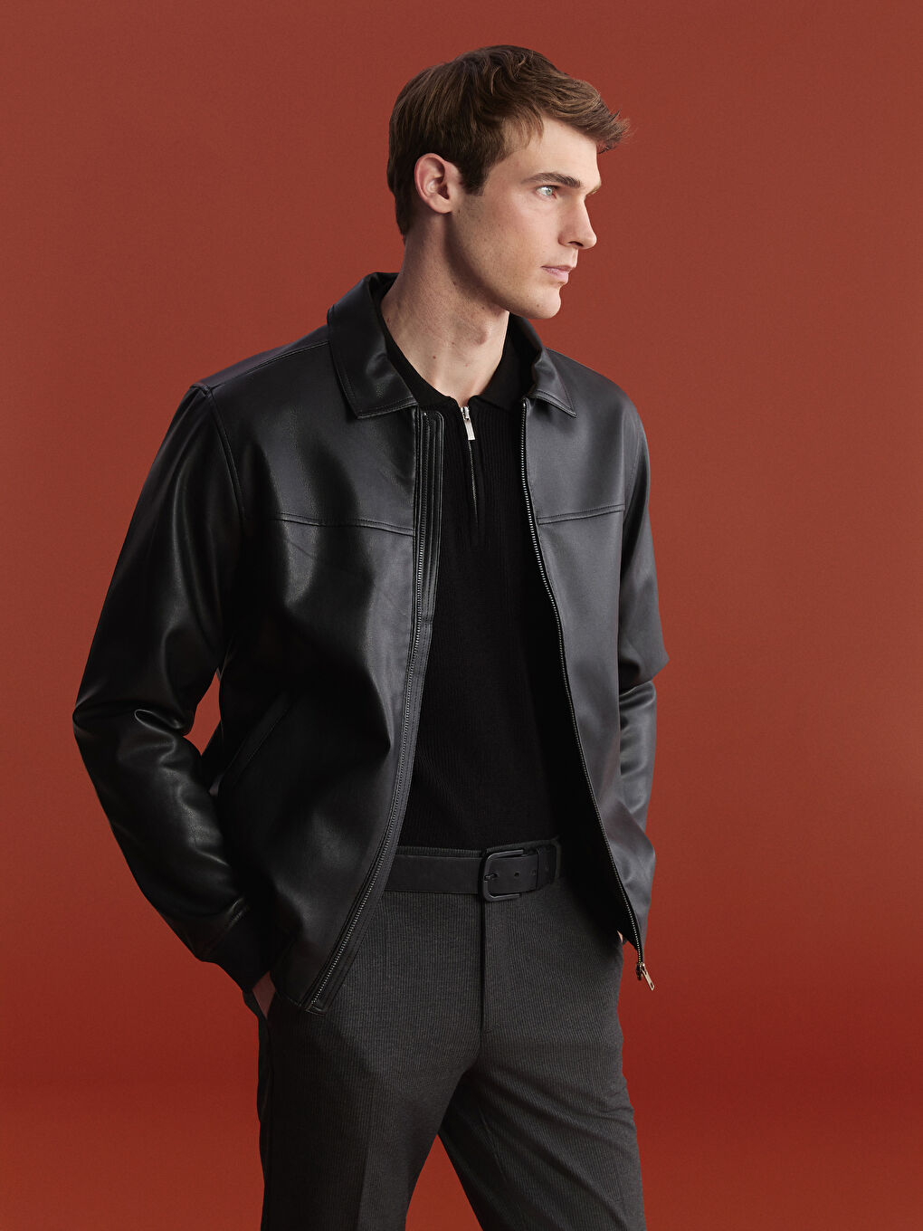 Siyah Standart Kalıp Erkek Deri Görünümlü Mont