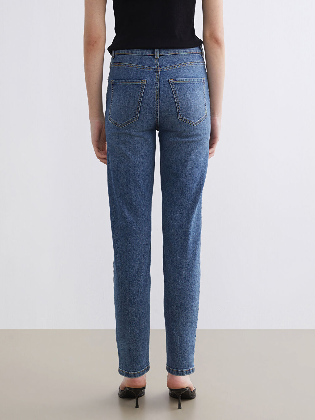 Mom Fit Women's Jeans-3