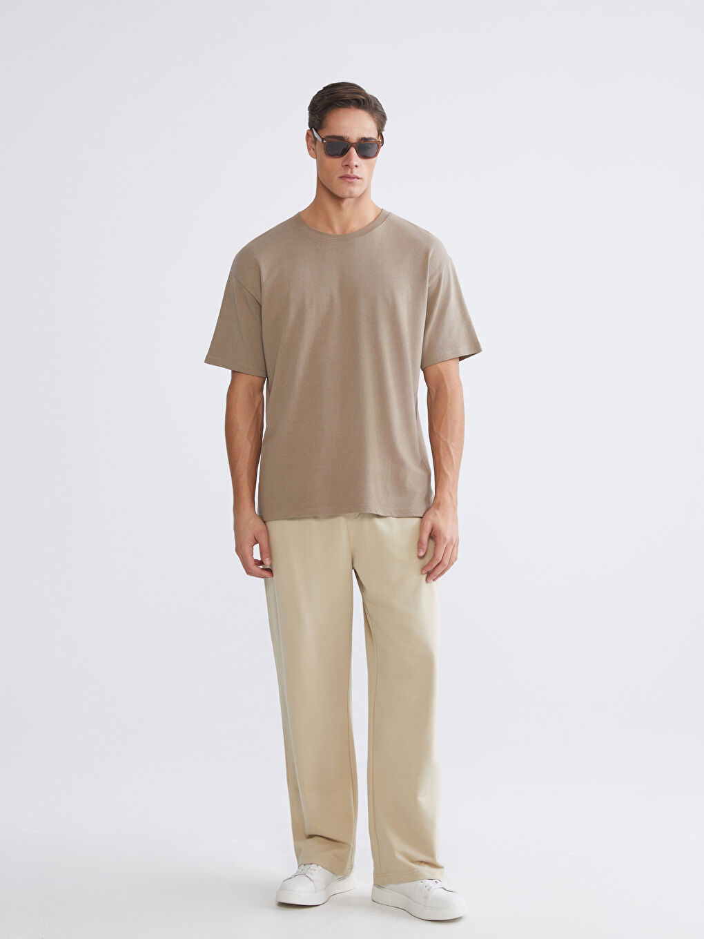 Man BEIGE Sweatpants