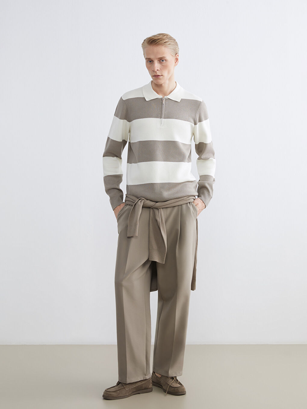 Kahverengi Polo Yaka Çizgili Erkek Triko Kazak-1