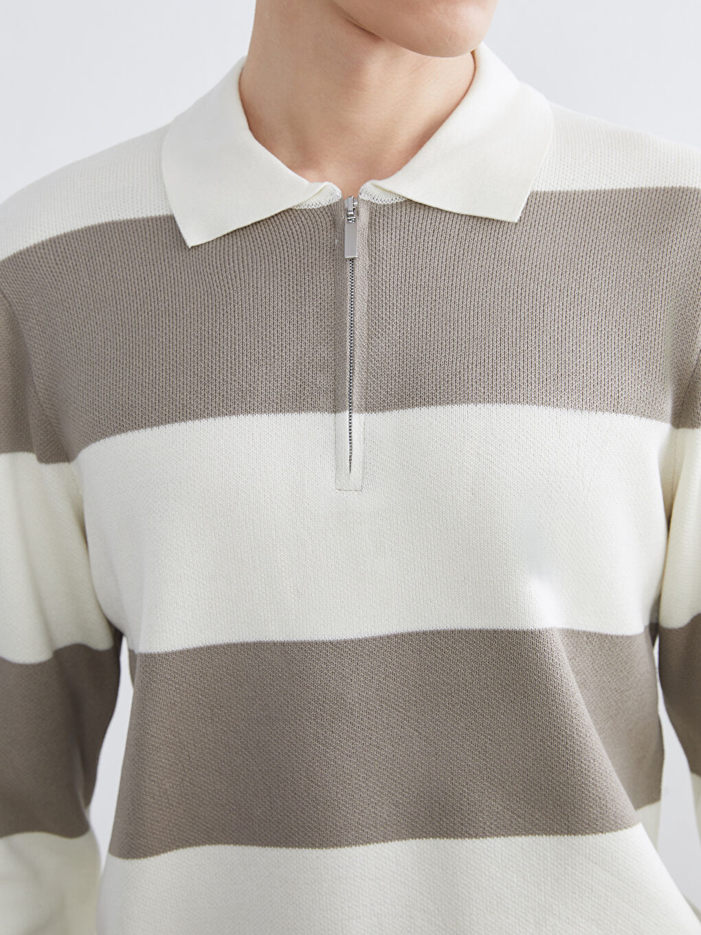 Kahverengi Polo Yaka Çizgili Erkek Triko Kazak-2