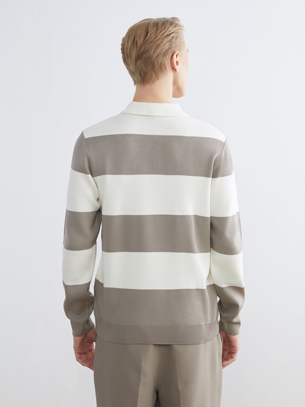 Kahverengi Polo Yaka Çizgili Erkek Triko Kazak-3