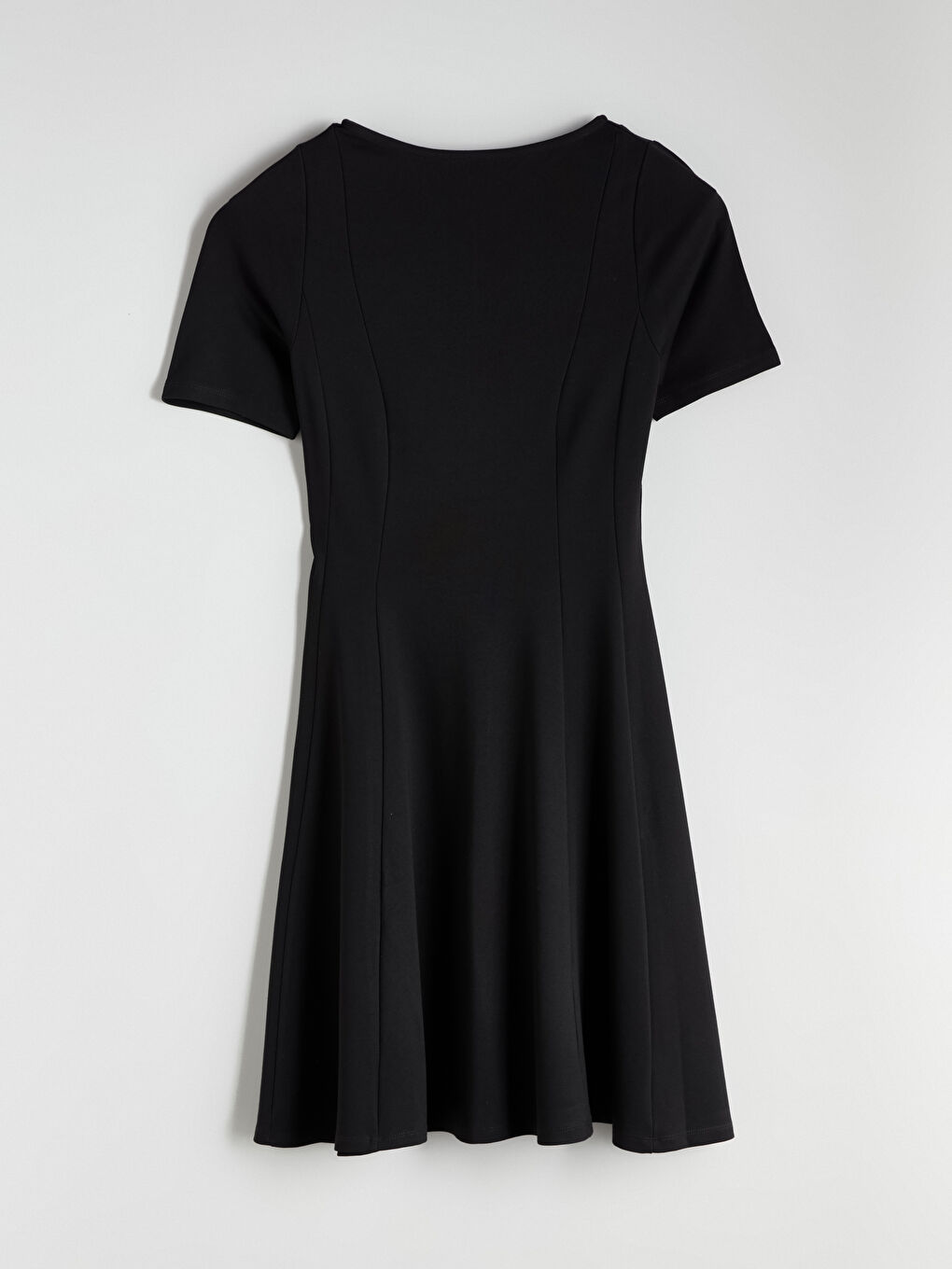 CRNA Haljina Žena-4