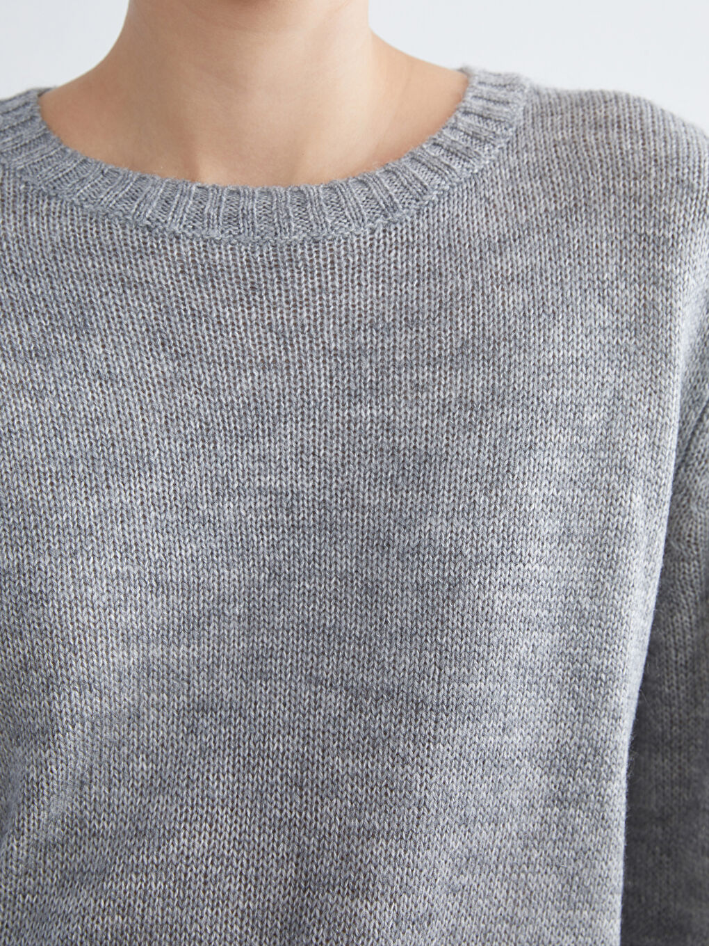 Crew Neck Women's Knitwear Sweater-2