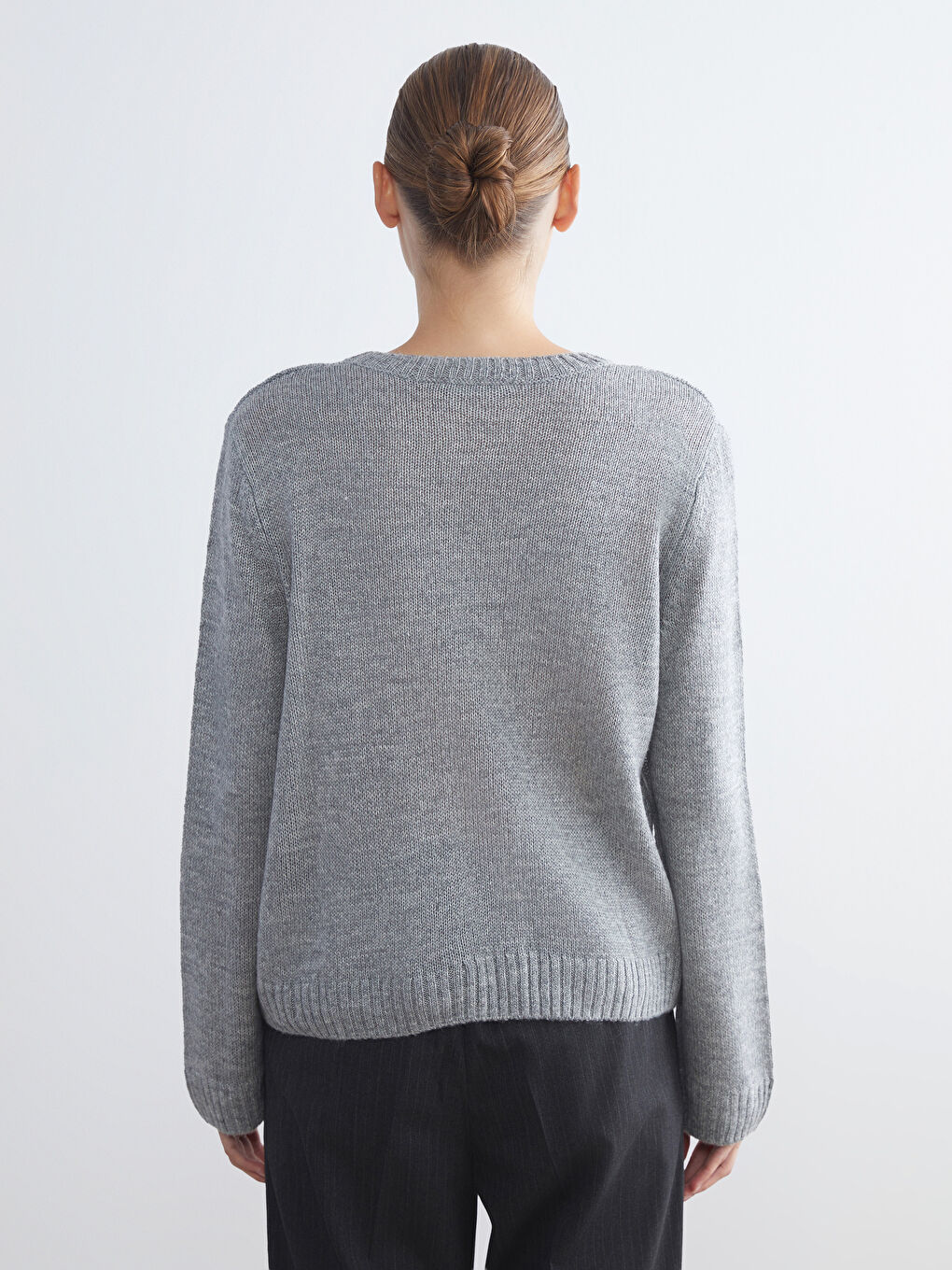 Crew Neck Women's Knitwear Sweater-3