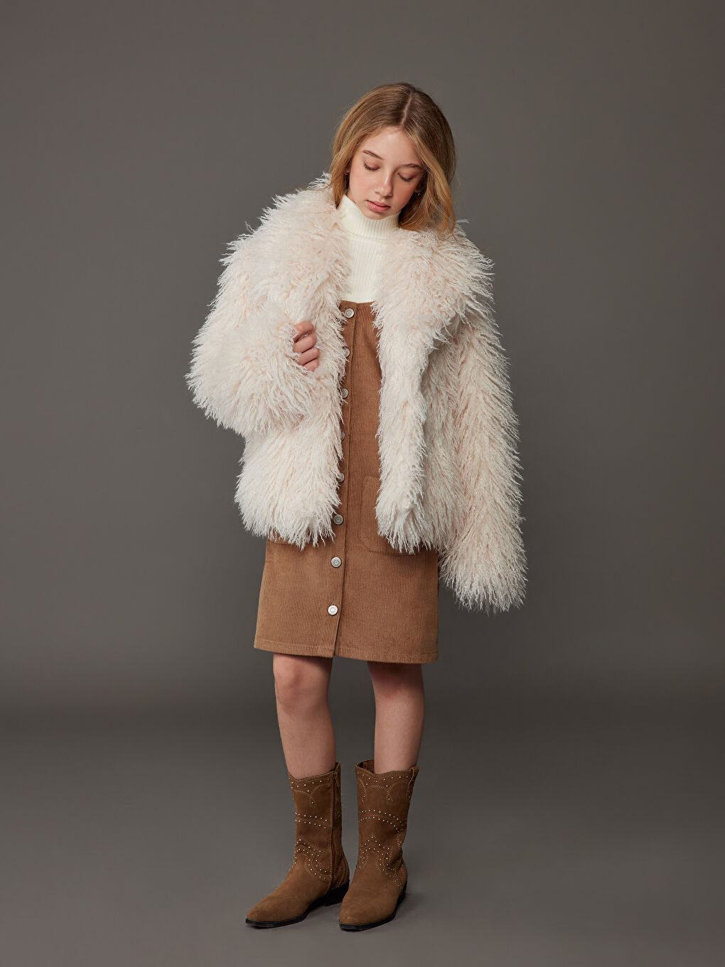 Girls' Fur Overcoat-1