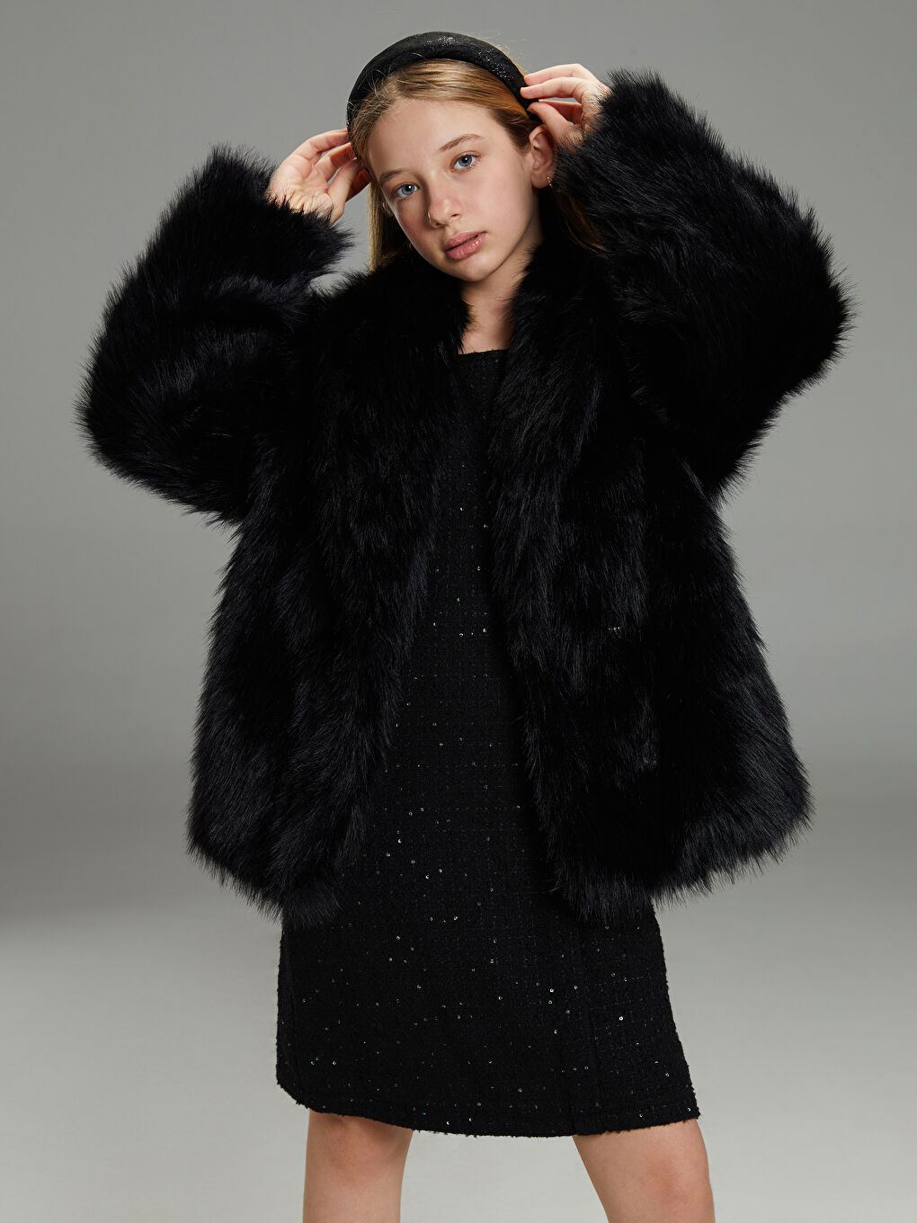 Siyah Kız Çocuk Suni Kürk Kaban