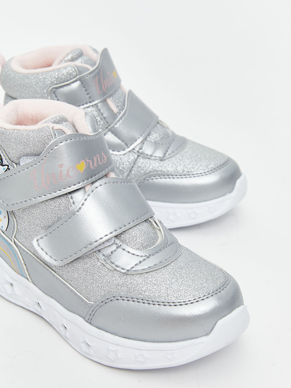 Gri Bağcıklı ve Cırt Cırtlı Tabanı Işıklı Kız Bebek Bot-3