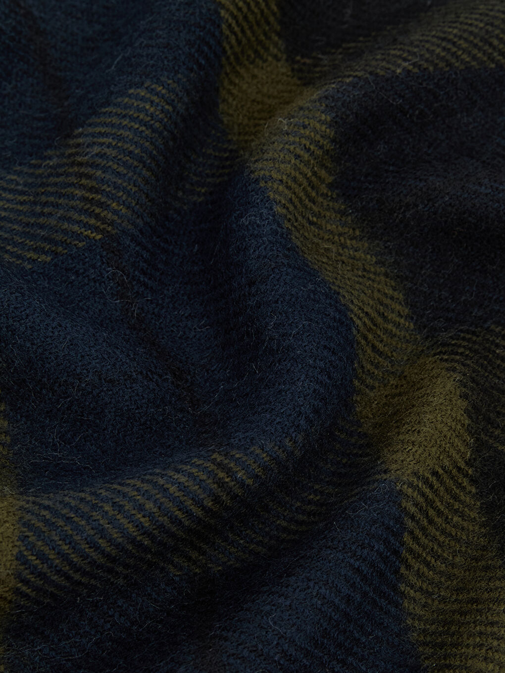 Lacivert Ekose Püsküllü Erkek Atkı-2