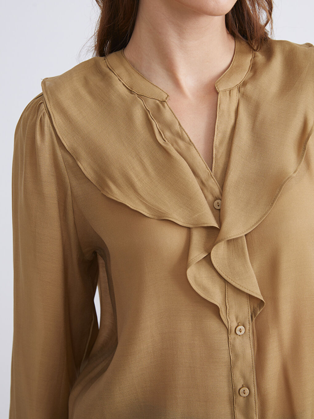 LCWAIKIKI Classic V Neck Frilly Blouse -W5HQ95Z8-FQQ