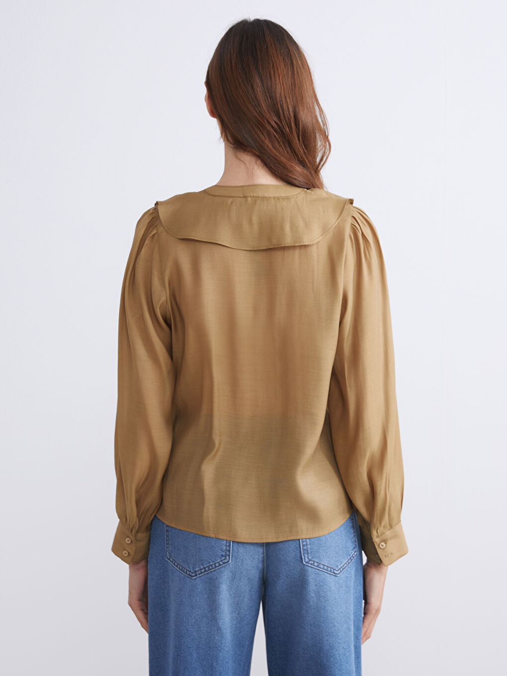 LCWAIKIKI Classic V Neck Frilly Blouse -W5HQ95Z8-FQQ