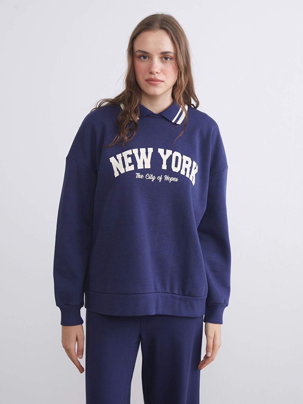 Lacivert Polo Yaka New York Baskılı Kadın Sweatshirt
