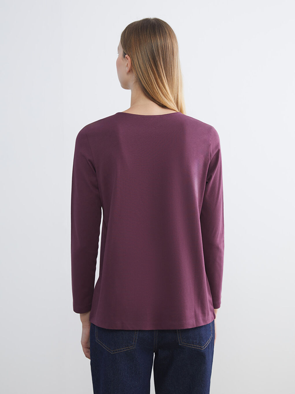 Bluza sa okruglim izrezom -3