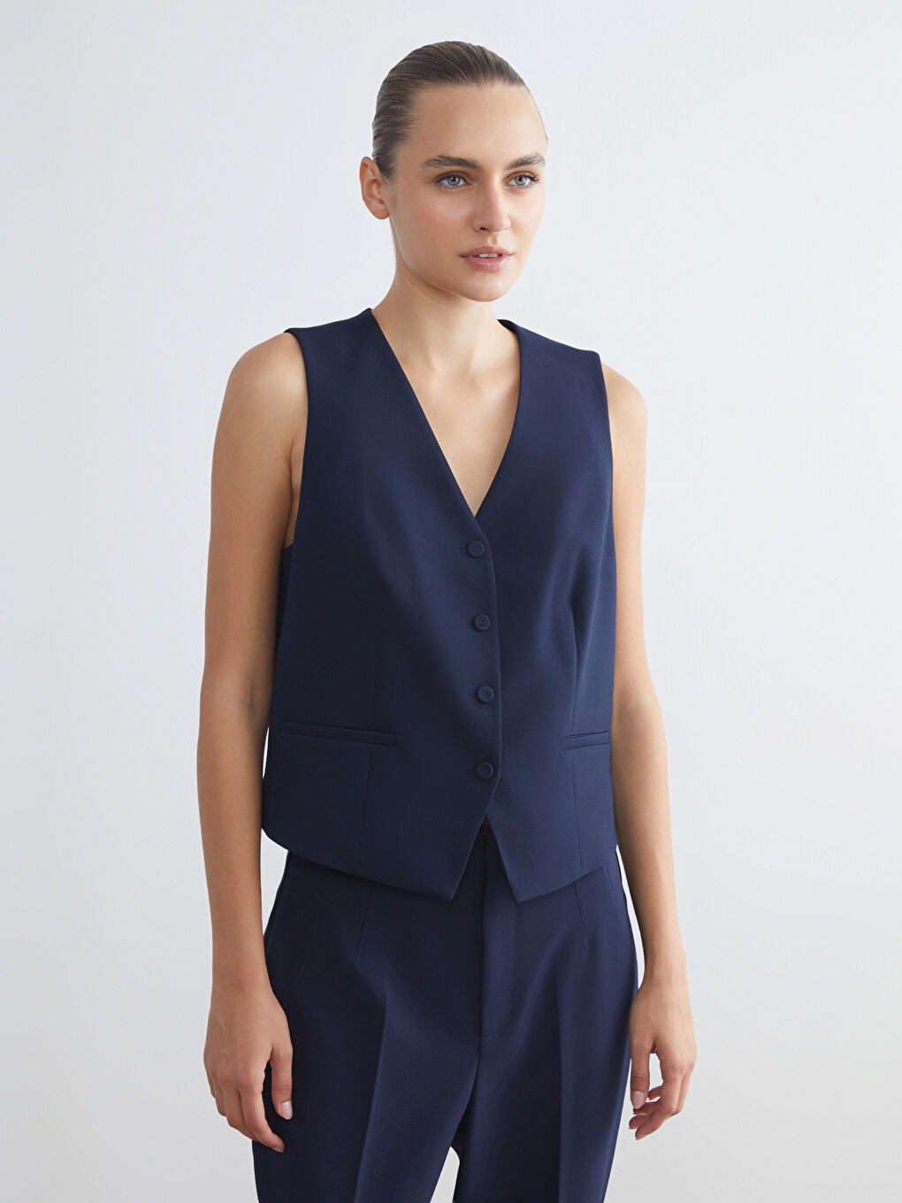 LCWAIKIKI Classic V Neck Women's Classic Waistcoat -W5HR44Z8-CUJ