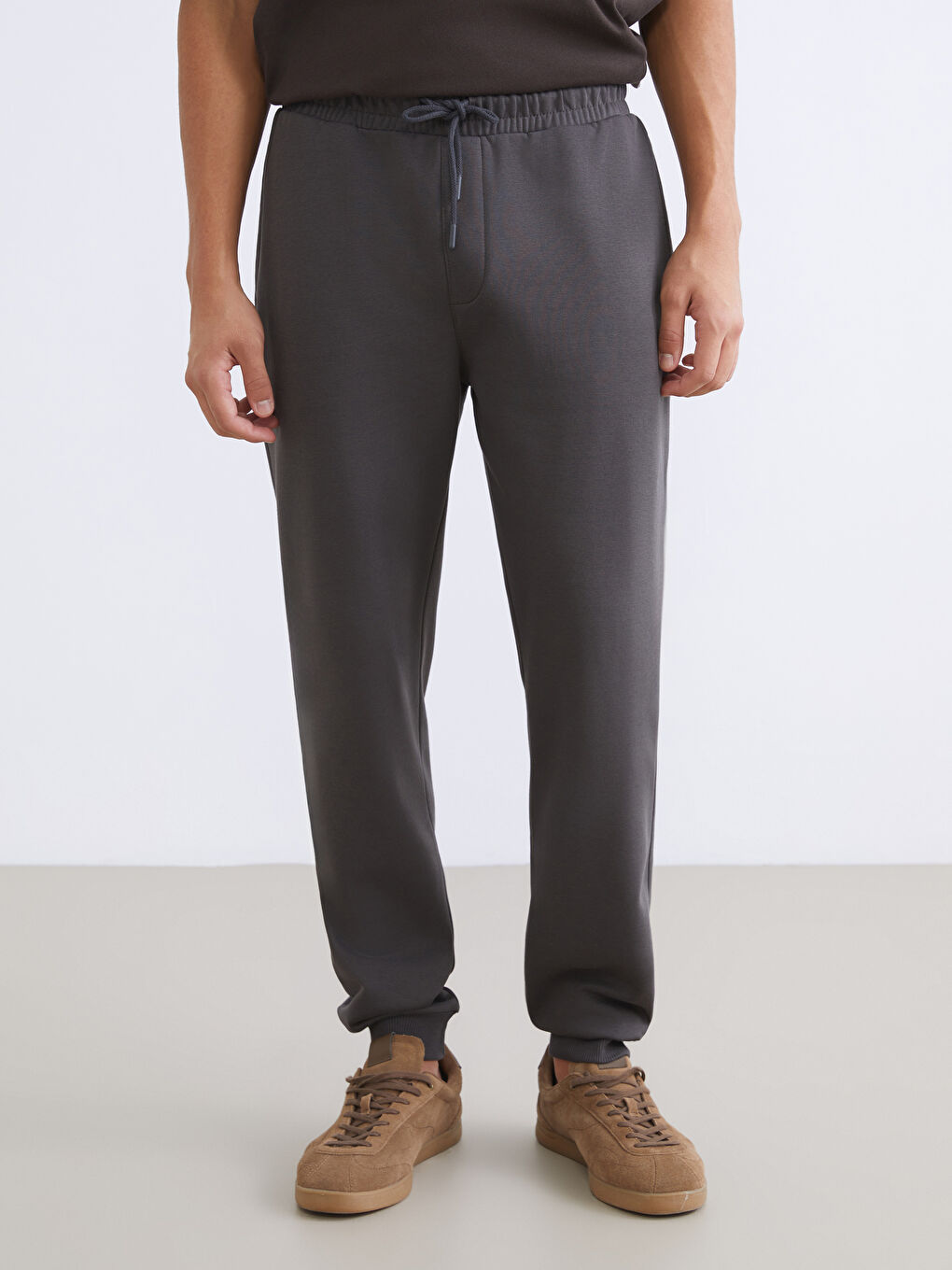 Standard Fit Men's Jogger Sweatpants-1