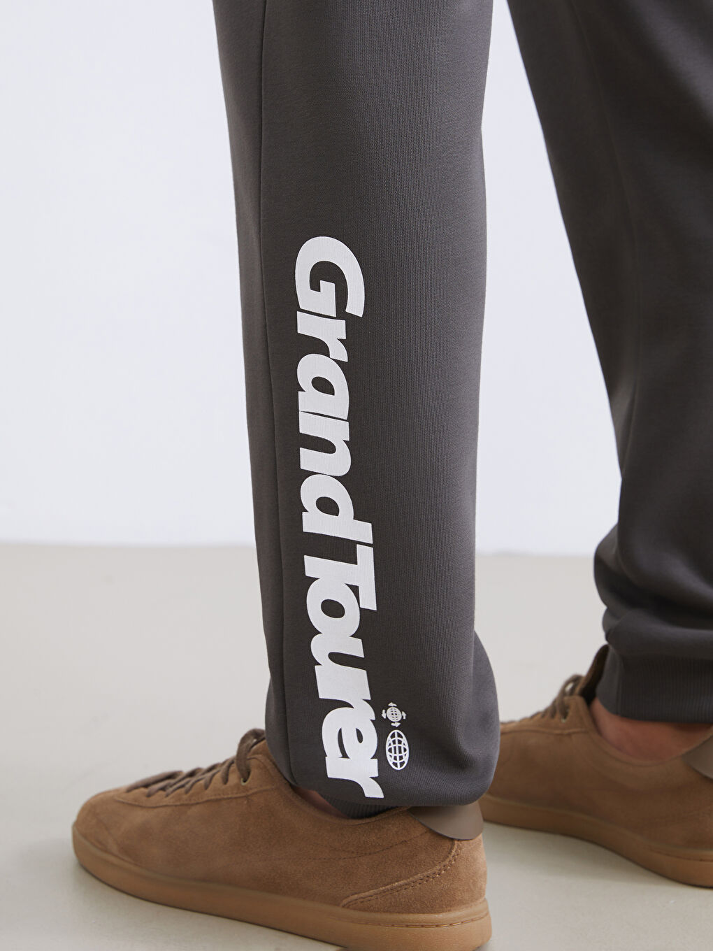 Standard Fit Men's Jogger Sweatpants-2