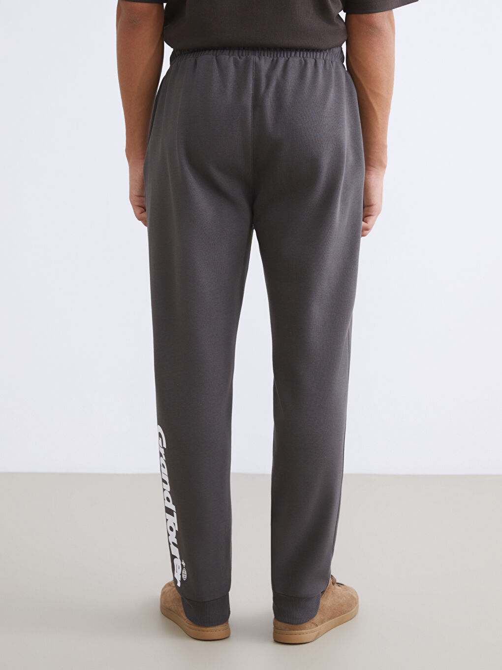 Standard Fit Men's Jogger Sweatpants-3
