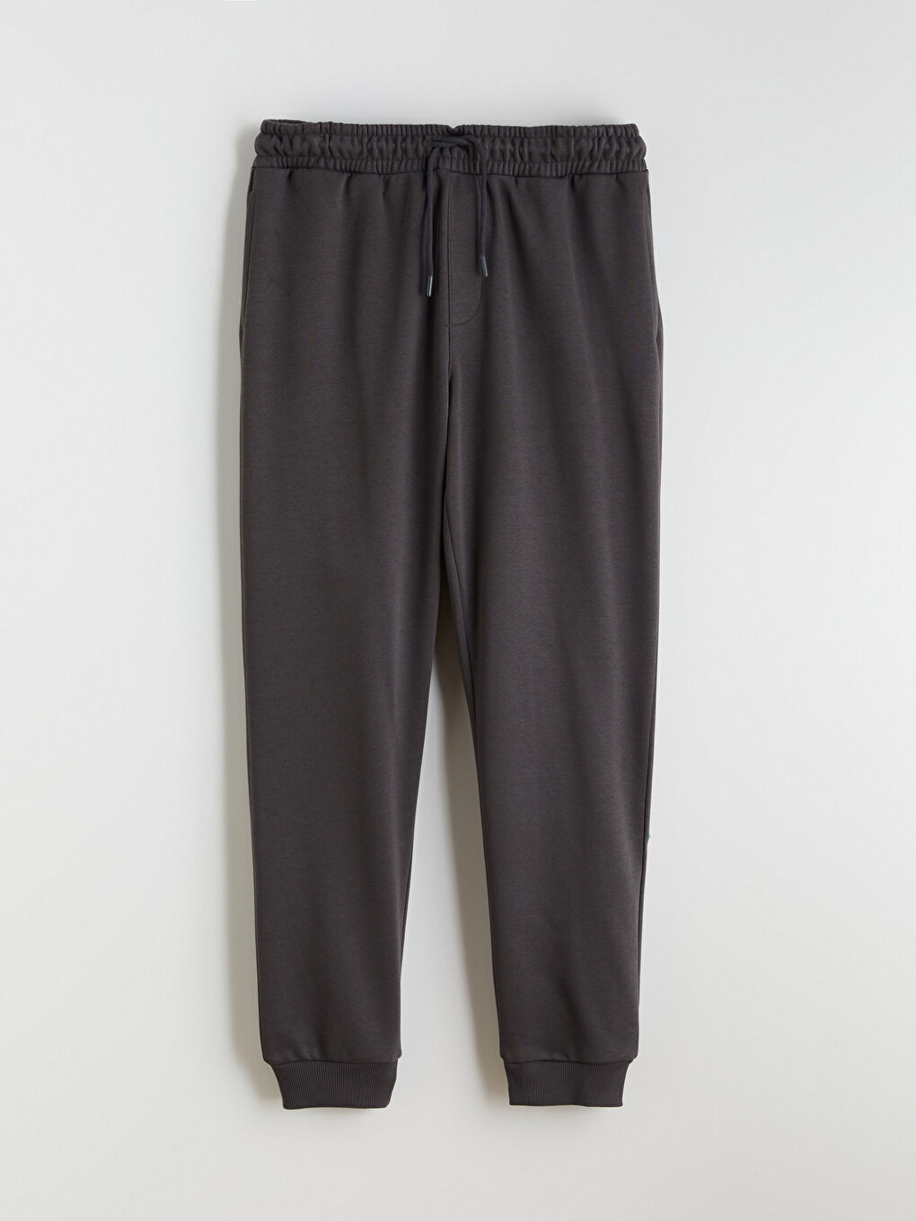 Standard Fit Men's Jogger Sweatpants-4