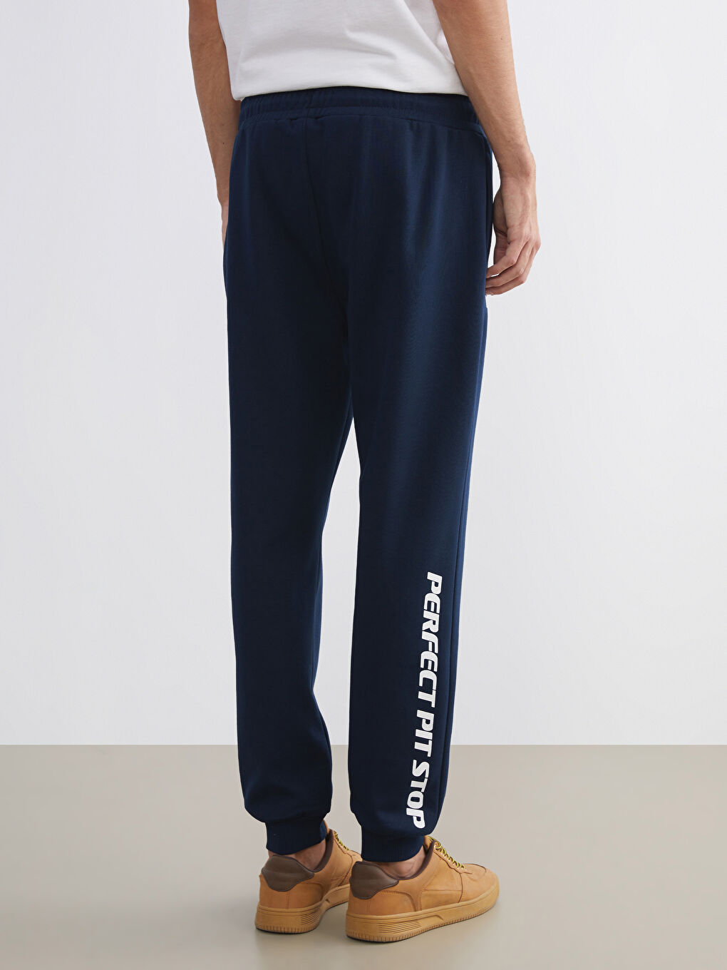 Elastic Waist Printed Men's Jogger Sweatpants-3