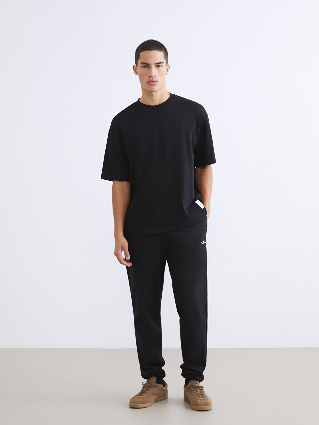 Standard Fit Men's Jogger Sweatpants