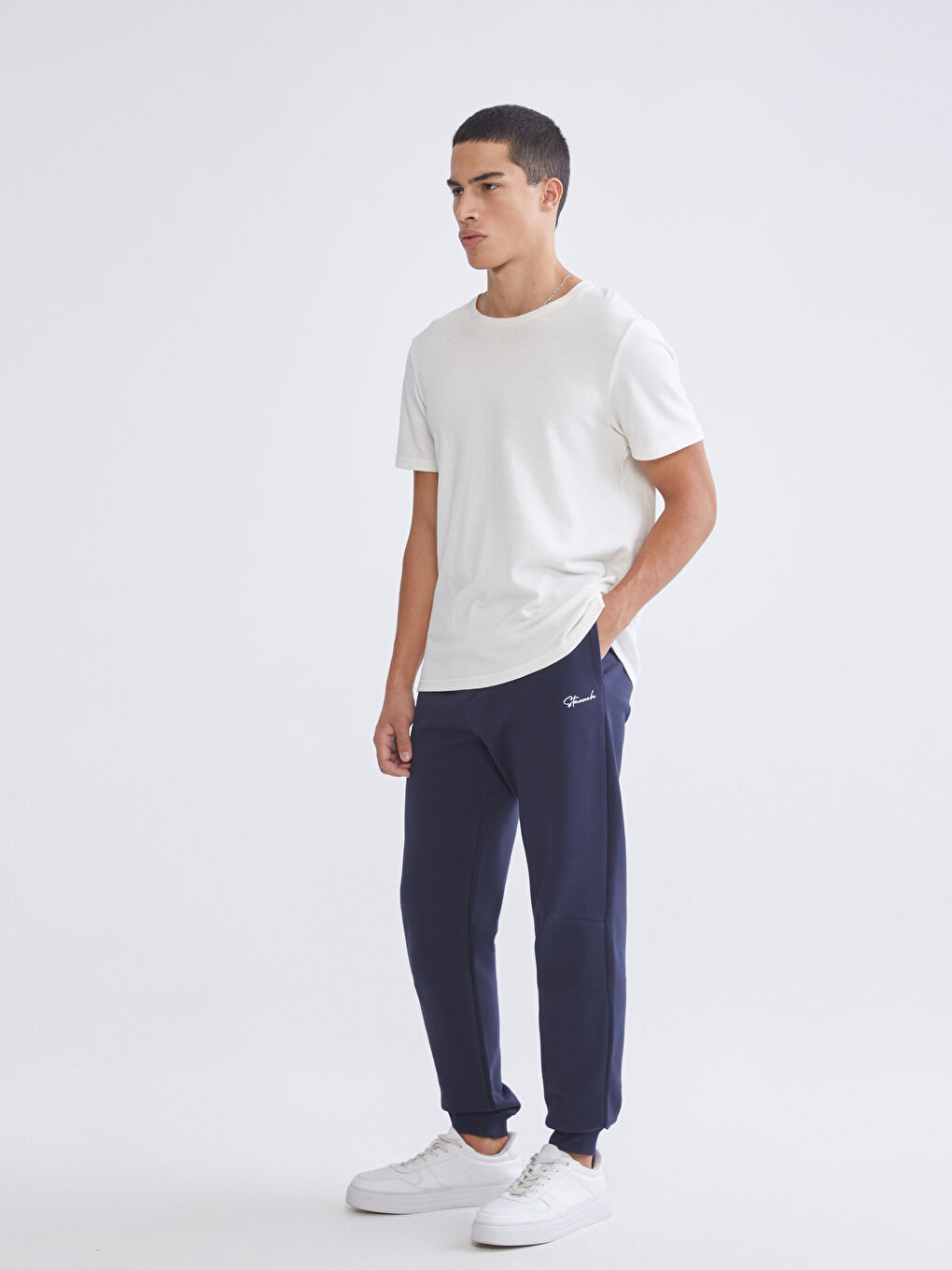 Standard Fit Men's Jogger Sweatpants