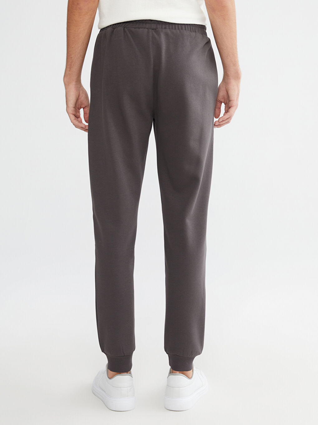 Standard Fit Men's Jogger Sweatpants-3