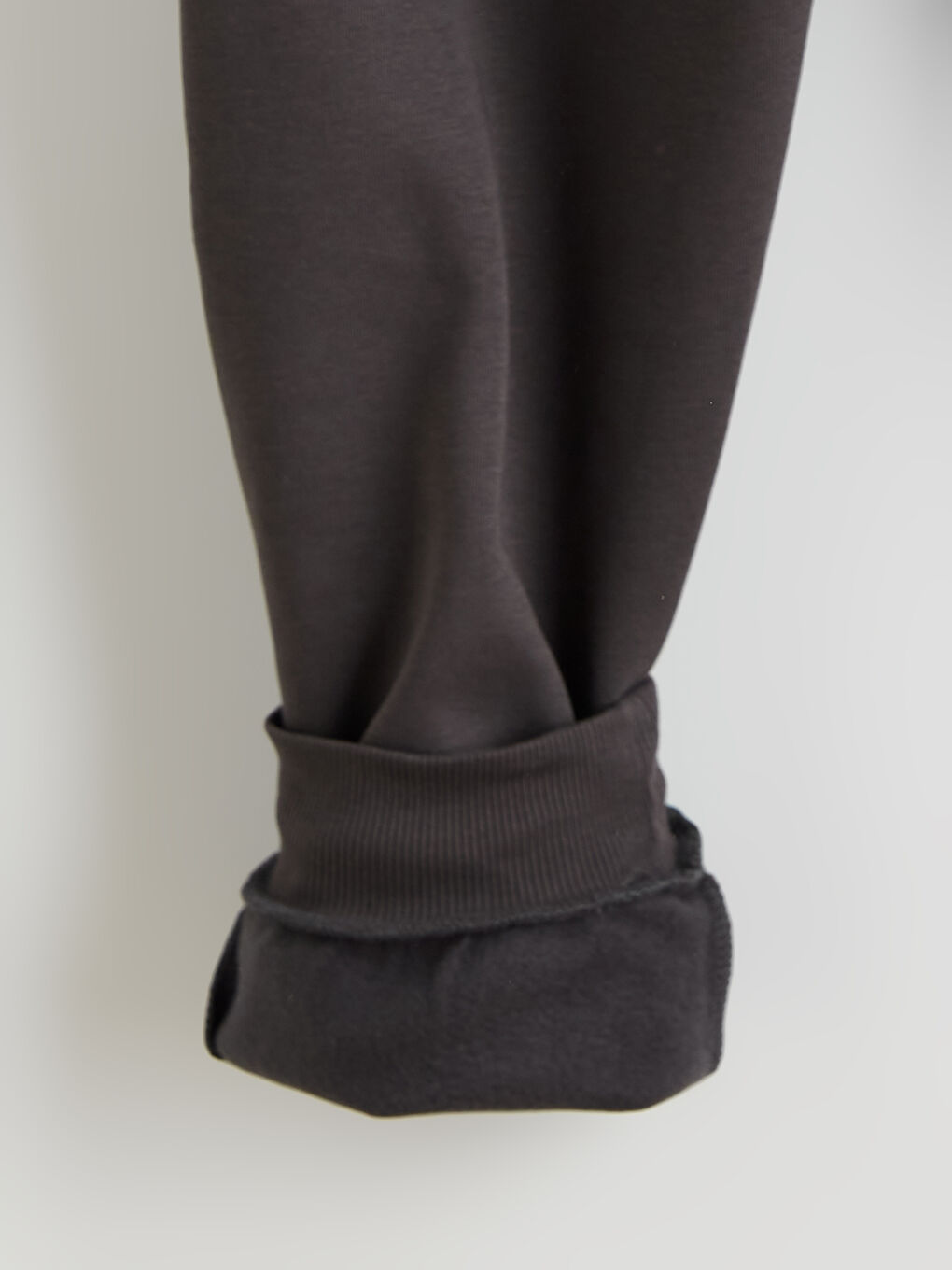 Standard Fit Men's Jogger Sweatpants-5