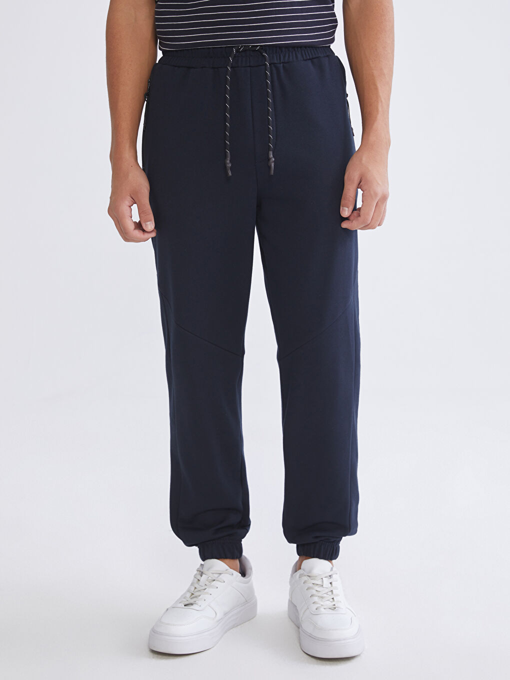 Standard Fit Men's Jogger Sweatpants-1