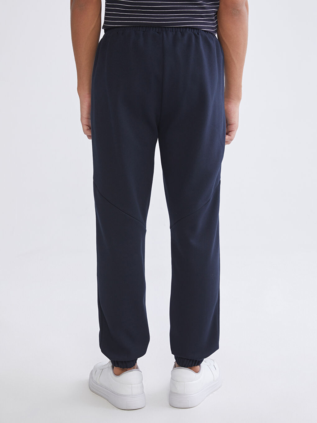 Standard Fit Men's Jogger Sweatpants-3