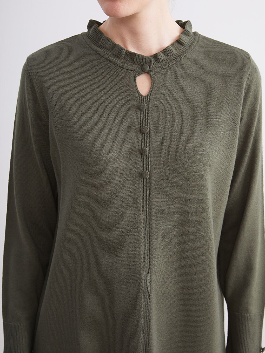 چاکەتی ژنانەی مل خڕی چرچۆڵ تریكۆ-3