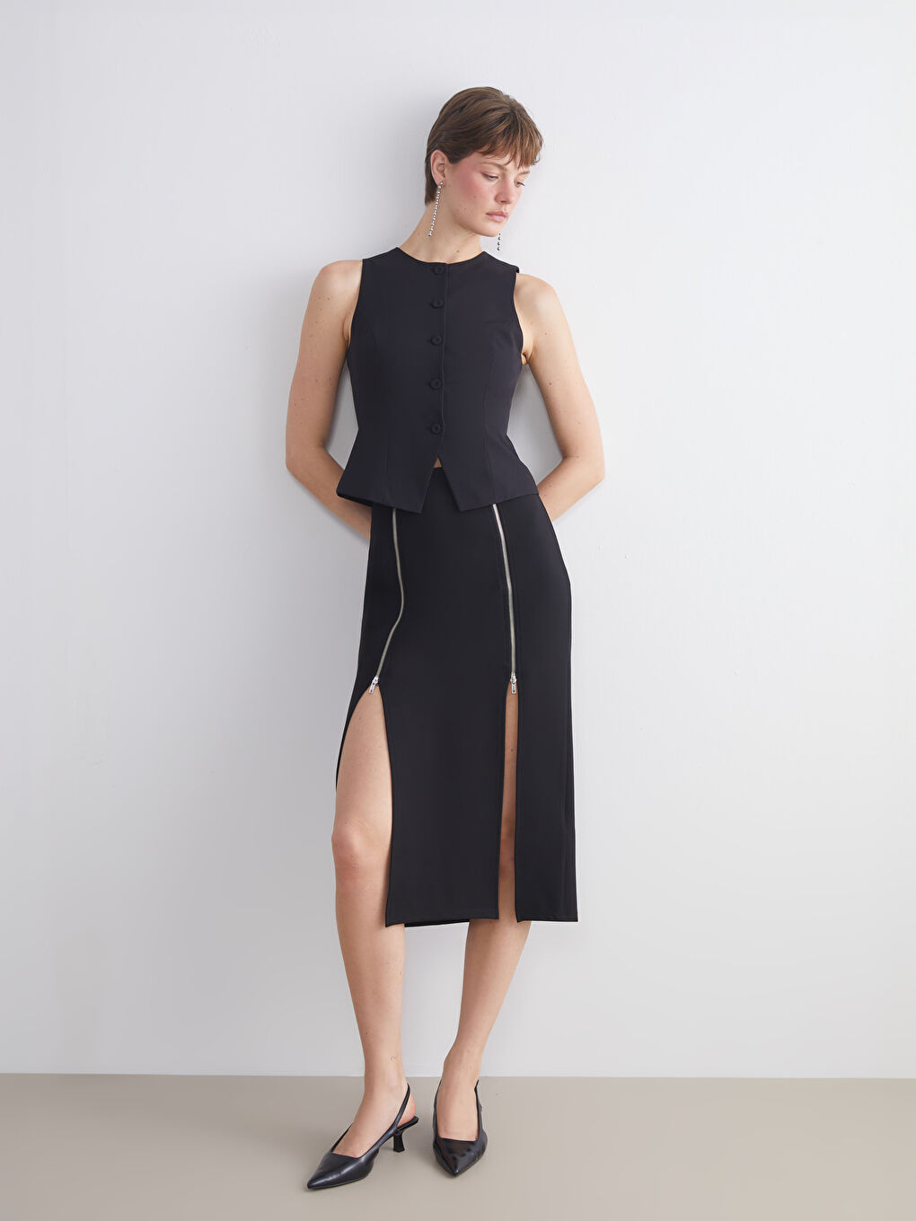 Woman BLACK Skirt