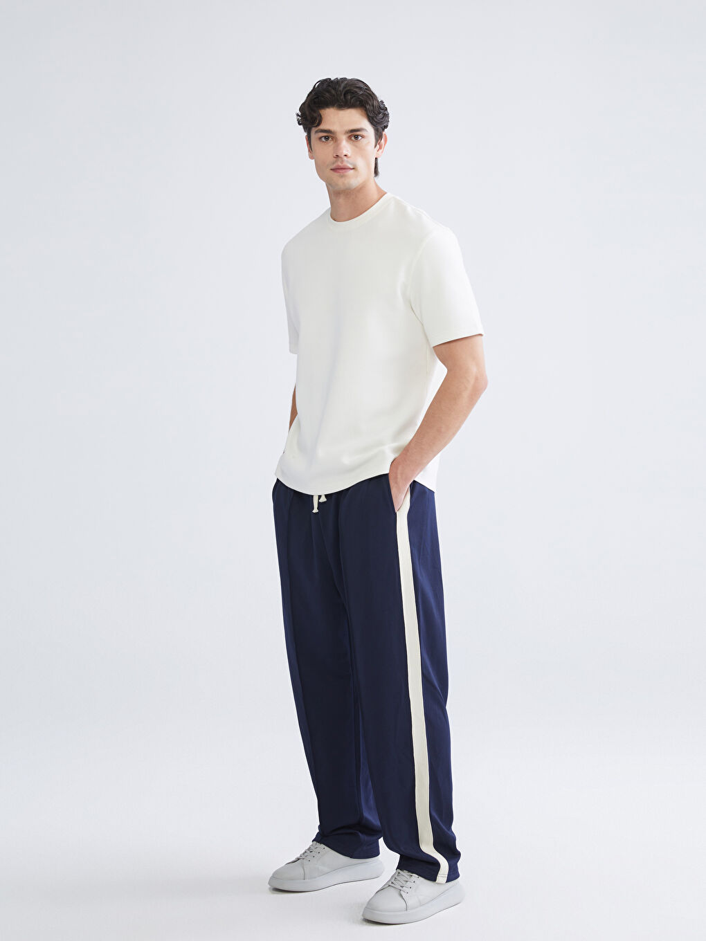 Standard Fit Men's Sweatpants