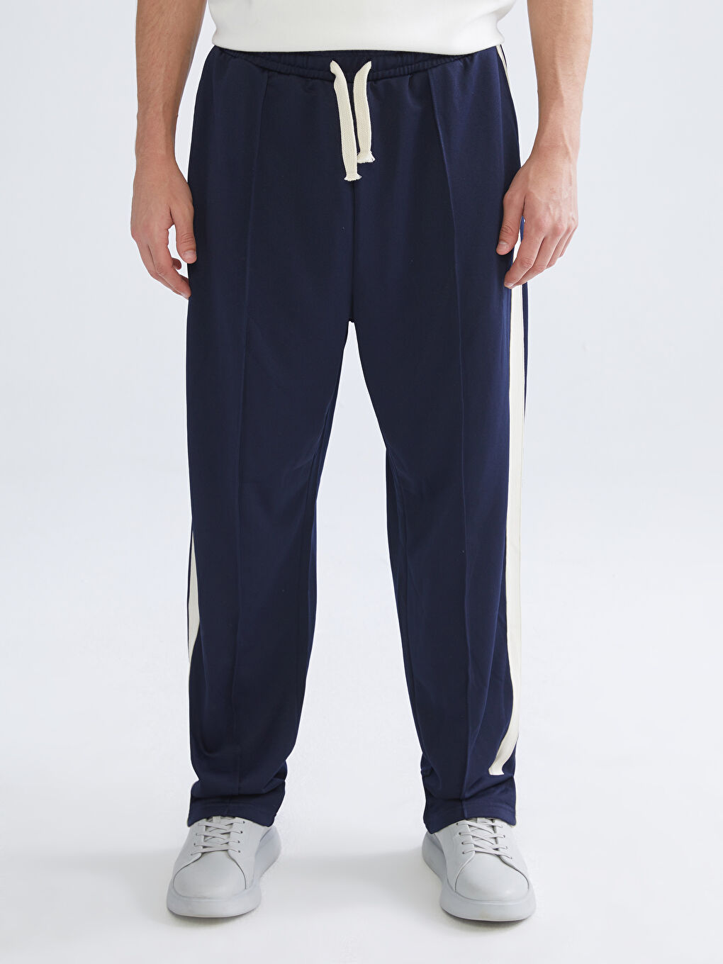 Standard Fit Men's Sweatpants-1