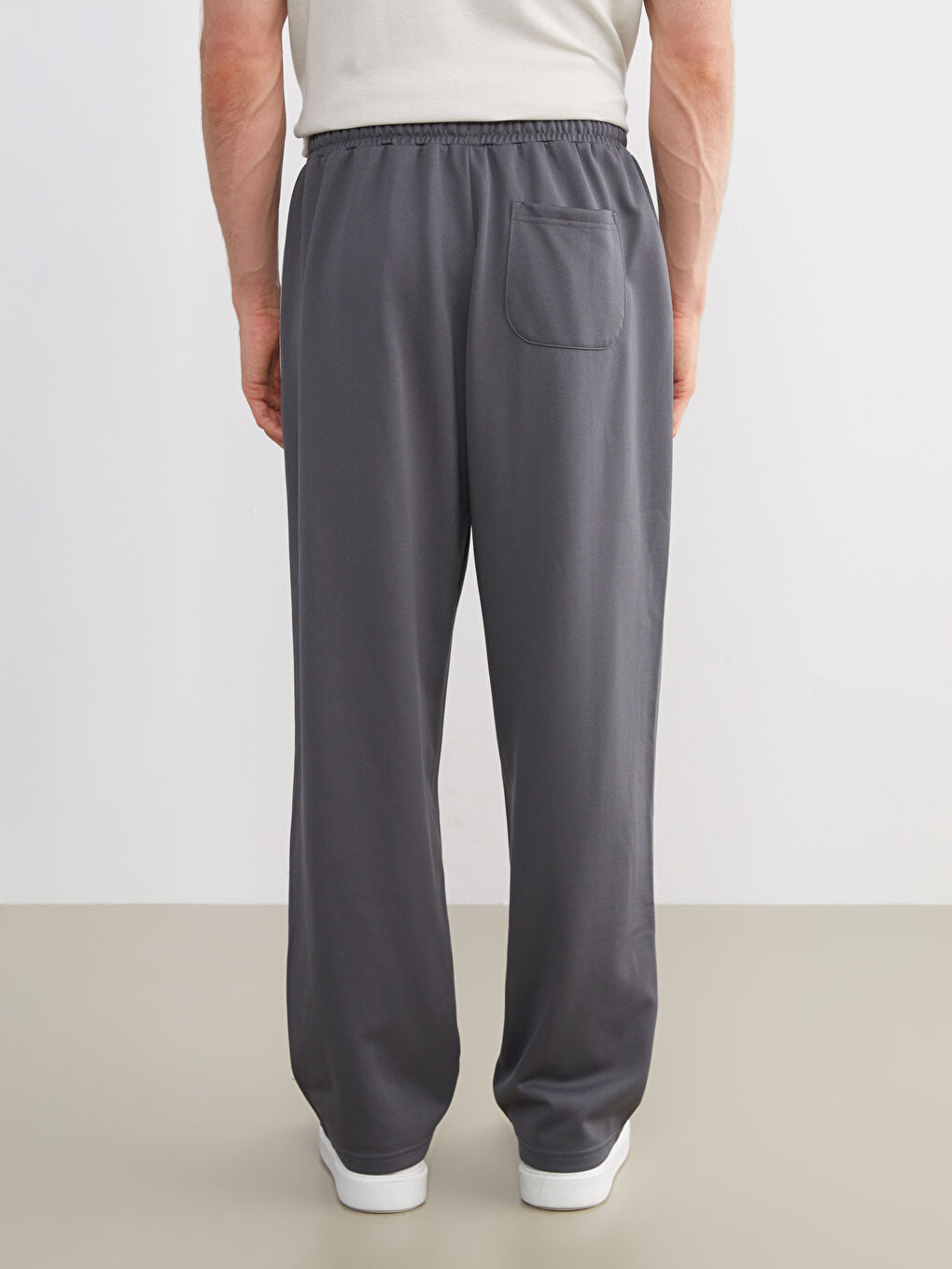 Standard Fit Men's Sweatpants-3