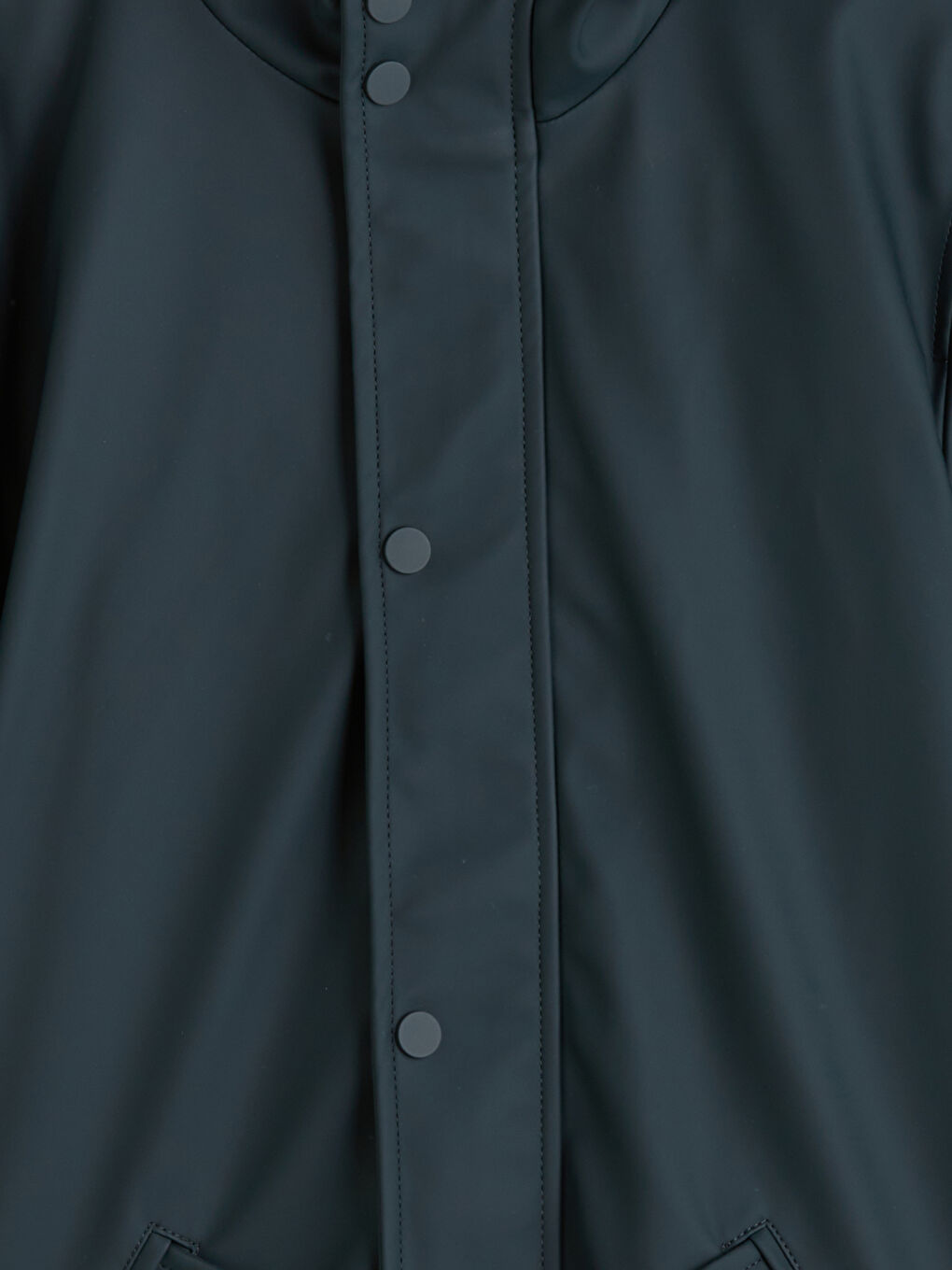 Yeşil Kapüşonlu Erkek Çocuk Deri Görünümlü Mont-1