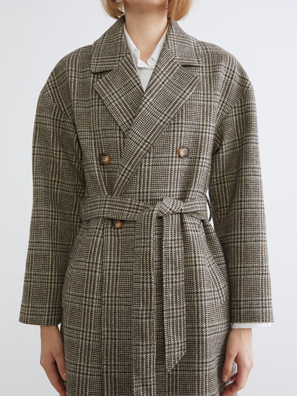 Kahverengi Kruvaze Yaka Ekose Kadın Kaşe Kaban-2