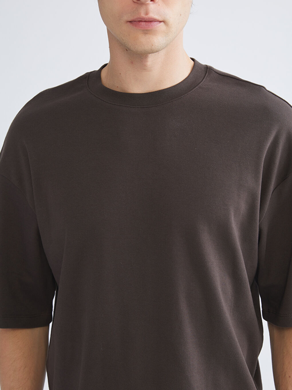 Kahverengi Bisiklet Yaka Erkek Tişört-2