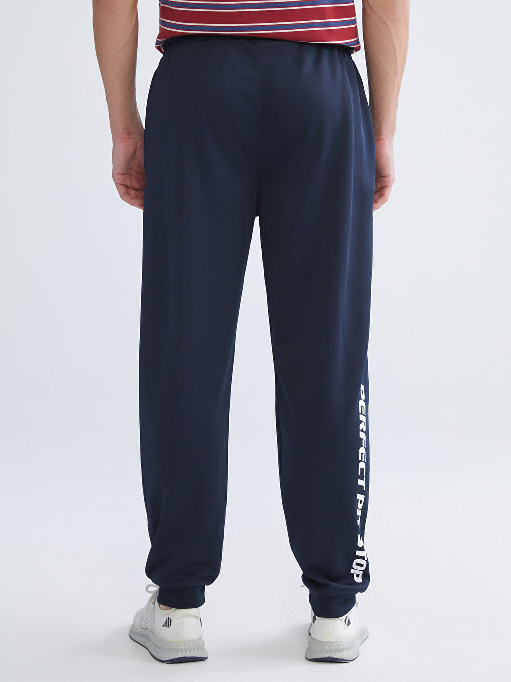 Standard Fit Men's Jogger Sweatpants-3