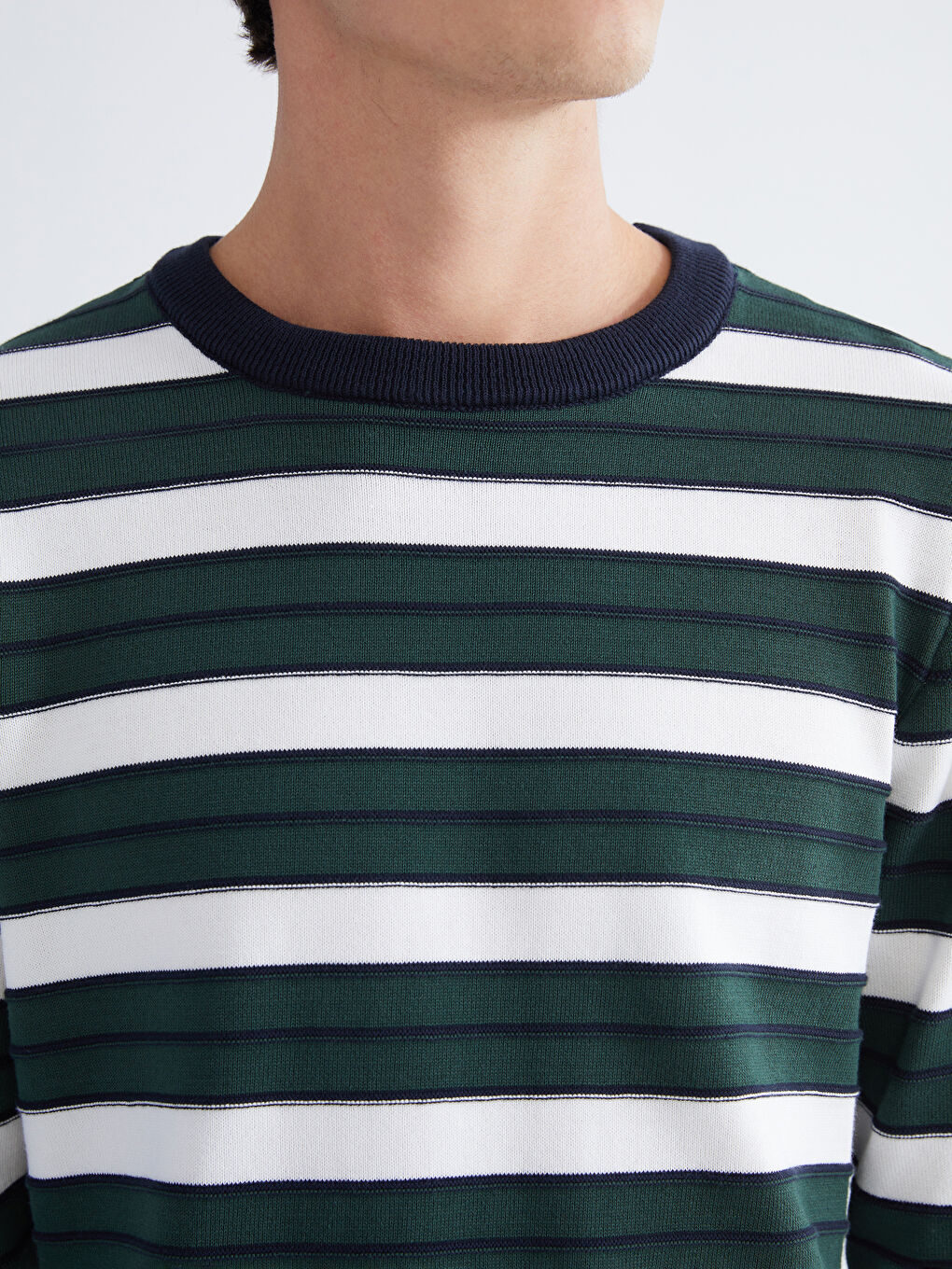 Crew Neck Striped Men's Knitwear Sweater-2