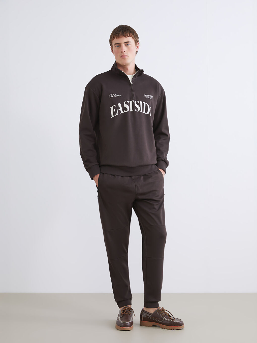 Standard Fit Men's Jogger Sweatpants