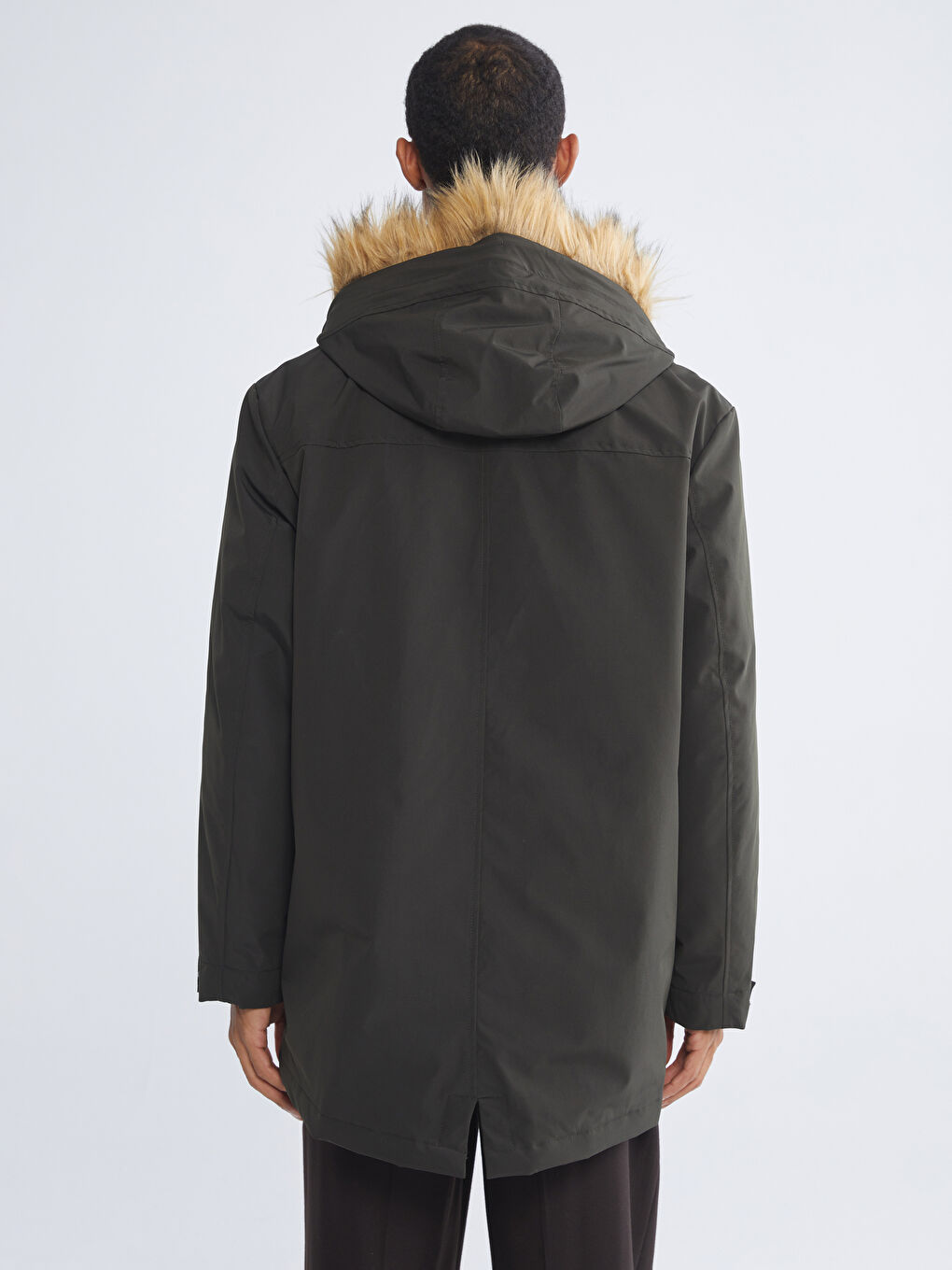 Haki Standart Kalıp Kürk Kapüşonlu Erkek Parka-3