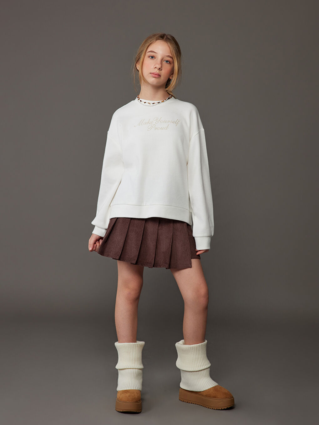 سويتشيرت بنات بكول مدور-1