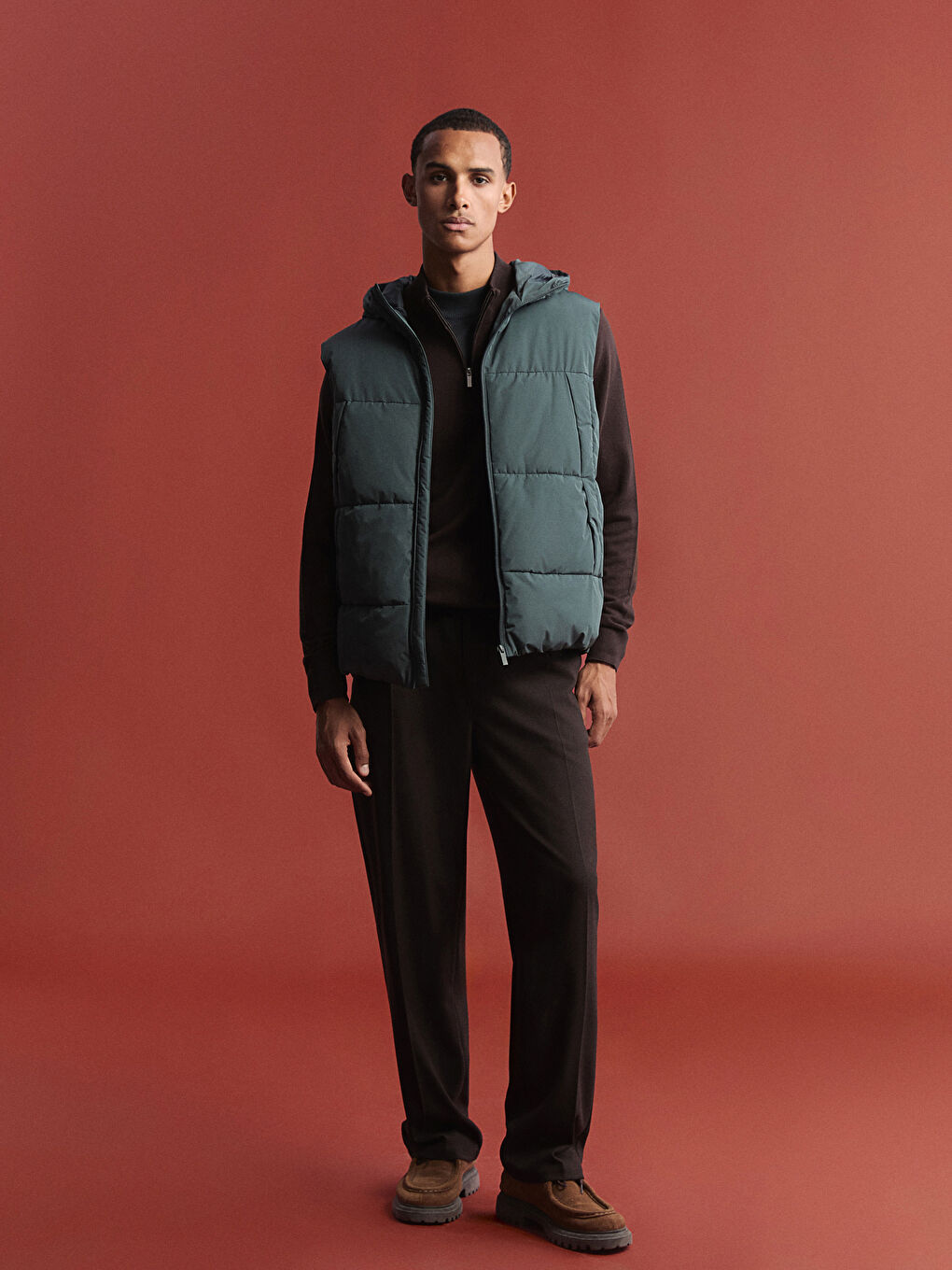 Yeşil Standart Kalıp Kapüşonlu Erkek Şişme Yelek-1