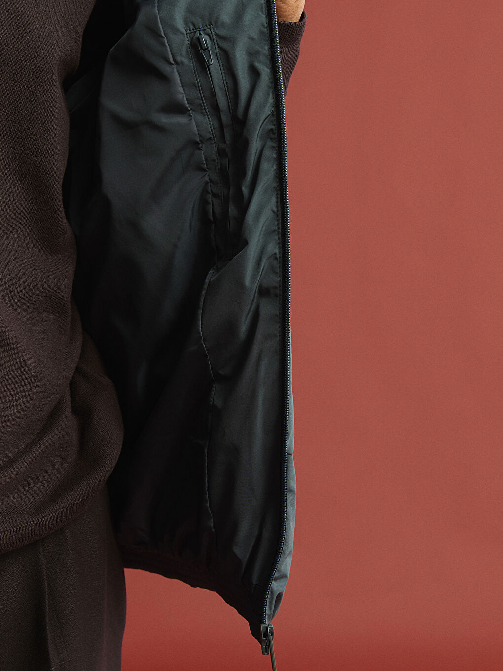 Yeşil Standart Kalıp Kapüşonlu Erkek Şişme Yelek-3