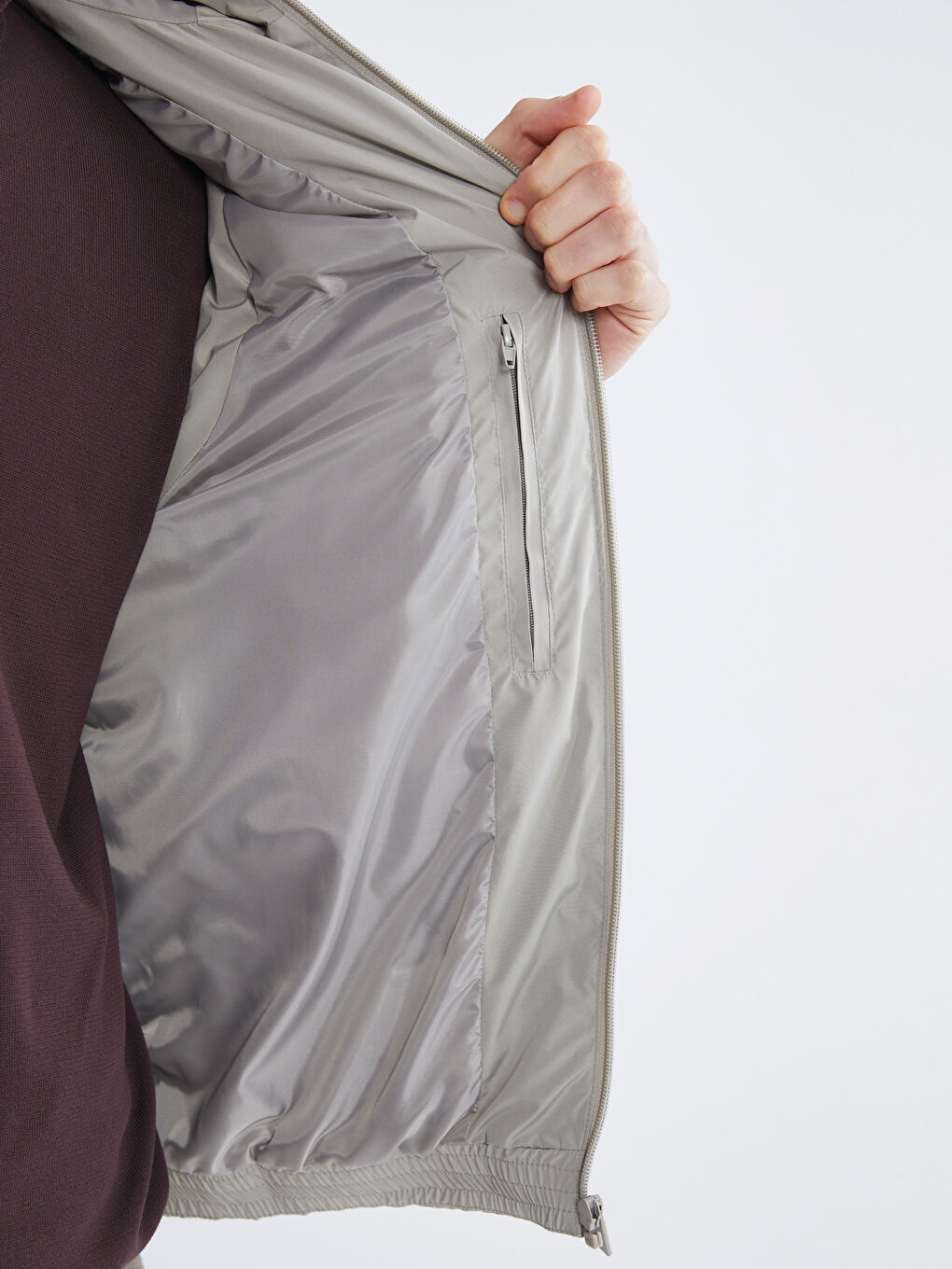 Bej Standart Kalıp Kapüşonlu Erkek Şişme Yelek-4